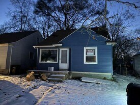 6761 Mettetal St in Detroit, MI - Building Photo