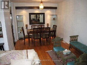 14 Forest Valley Rd in Markham, ON - Building Photo - Building Photo