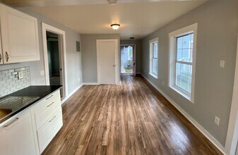 433 Kayton Ave in San Antonio, TX - Building Photo - Building Photo