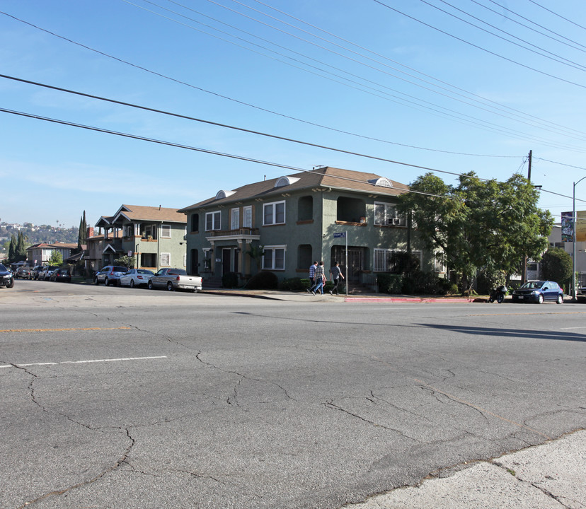 1730 Hillhurst Ave in Los Angeles, CA - Building Photo