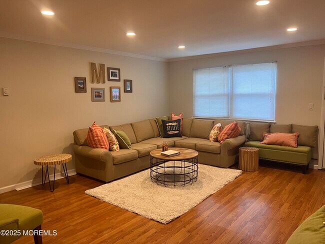 51 White St in Eatontown, NJ - Building Photo - Building Photo