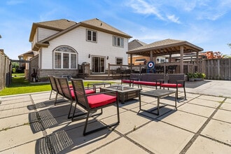 251 Wright Crescent, Unit SI FL2-ID1459497P in Niagara-On-The-Lake, ON - Building Photo - Building Photo