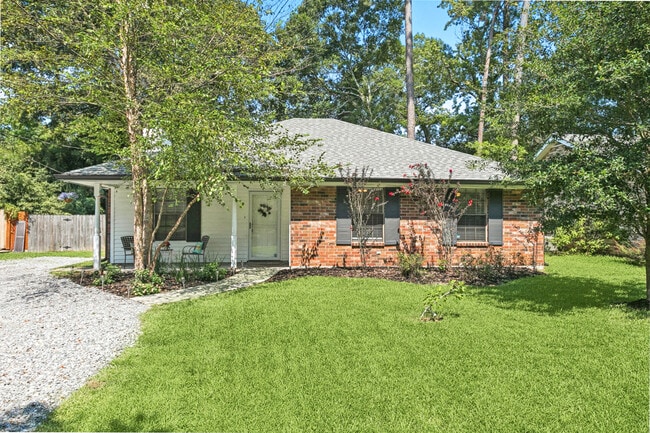 property at 310 Goldenwood St
