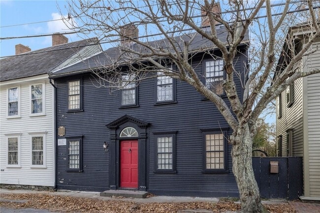 73 Thames St in Newport, RI - Building Photo - Building Photo