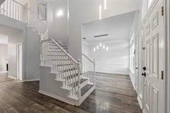 2504 Meadow Hills Ln in Plano, TX - Building Photo - Building Photo