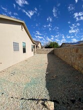 7562 Sierra de Luna Pl in Las Cruces, NM - Building Photo - Building Photo