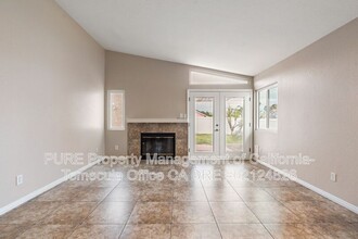 24372 Heron Rd in Murrieta, CA - Building Photo - Building Photo