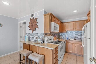 8743 Thomas Dr, Unit FL14-ID1354955P in Panama City Beach, FL - Building Photo - Building Photo