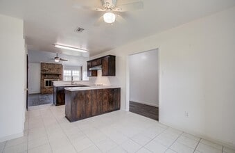 7322 Willowtex Dr in Humble, TX - Building Photo - Building Photo