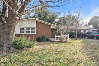 2703 54th St in Lubbock, TX - Building Photo - Building Photo