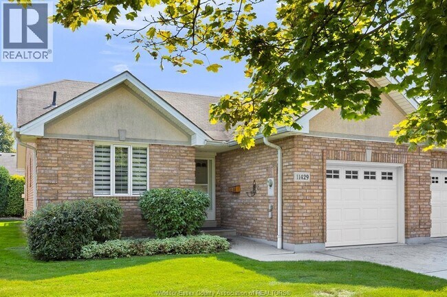 11429 Arvilla St in Windsor, ON - Building Photo - Building Photo