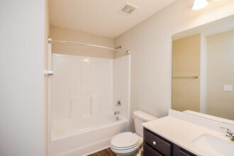 3835 Place Dr in Loganville, GA - Building Photo - Building Photo