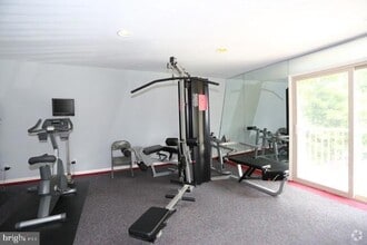 717 Country Village Dr, Unit 1B in Bel Air, MD - Building Photo - Building Photo