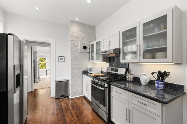 2377 Jackson St, Unit 2377 in San Francisco, CA - Building Photo - Building Photo