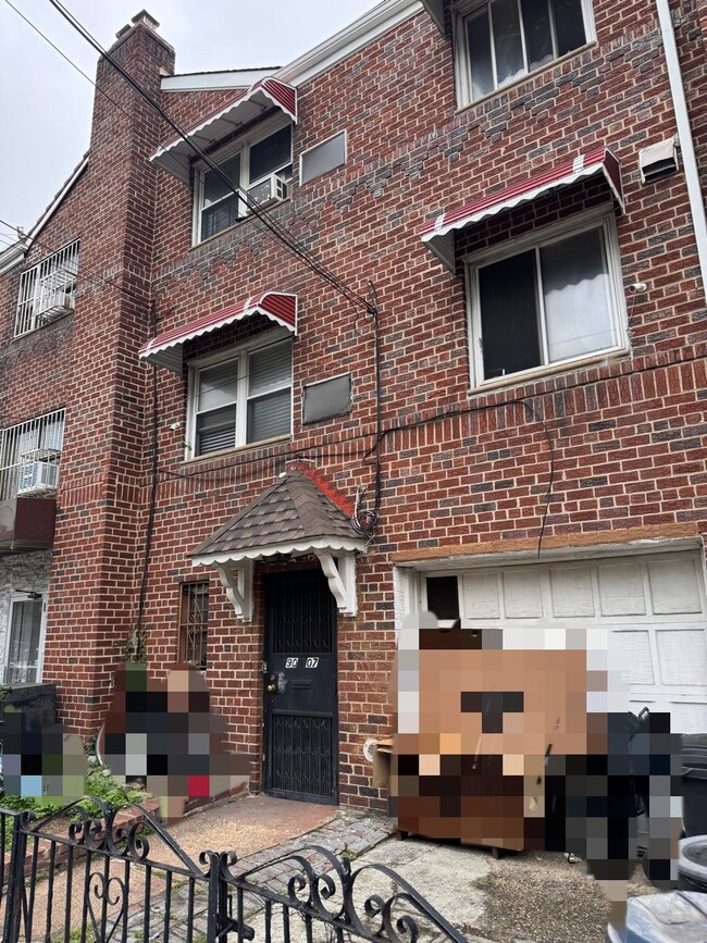 property at 90-07 43rd Ave