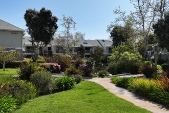The Lakes Carmel Delmar in San Diego, CA - Building Photo - Building Photo