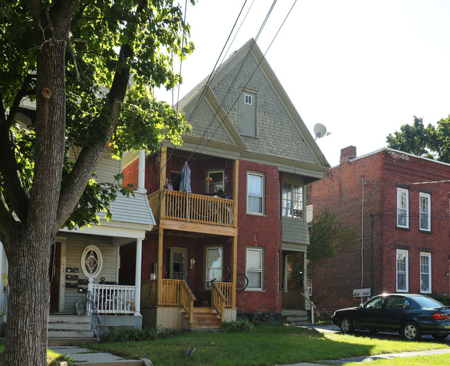 950 Park Ave in Schenectady, NY - Building Photo - Building Photo