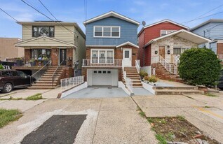 17 Linden Ave in Jersey City, NJ - Building Photo