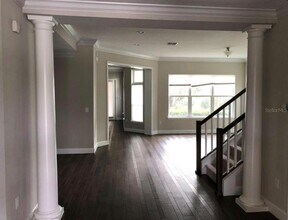 9112 Yonath St in Orlando, FL - Building Photo - Building Photo