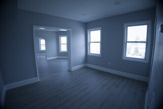 61 Providence St, Unit 2 in Worcester, MA - Building Photo - Building Photo
