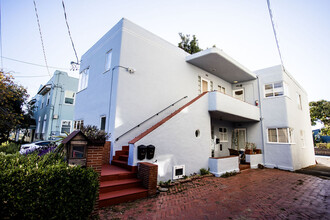 1682 Oxford St in Berkeley, CA - Building Photo - Building Photo