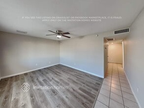 14014 N 61st Ave in Glendale, AZ - Foto de edificio - Building Photo