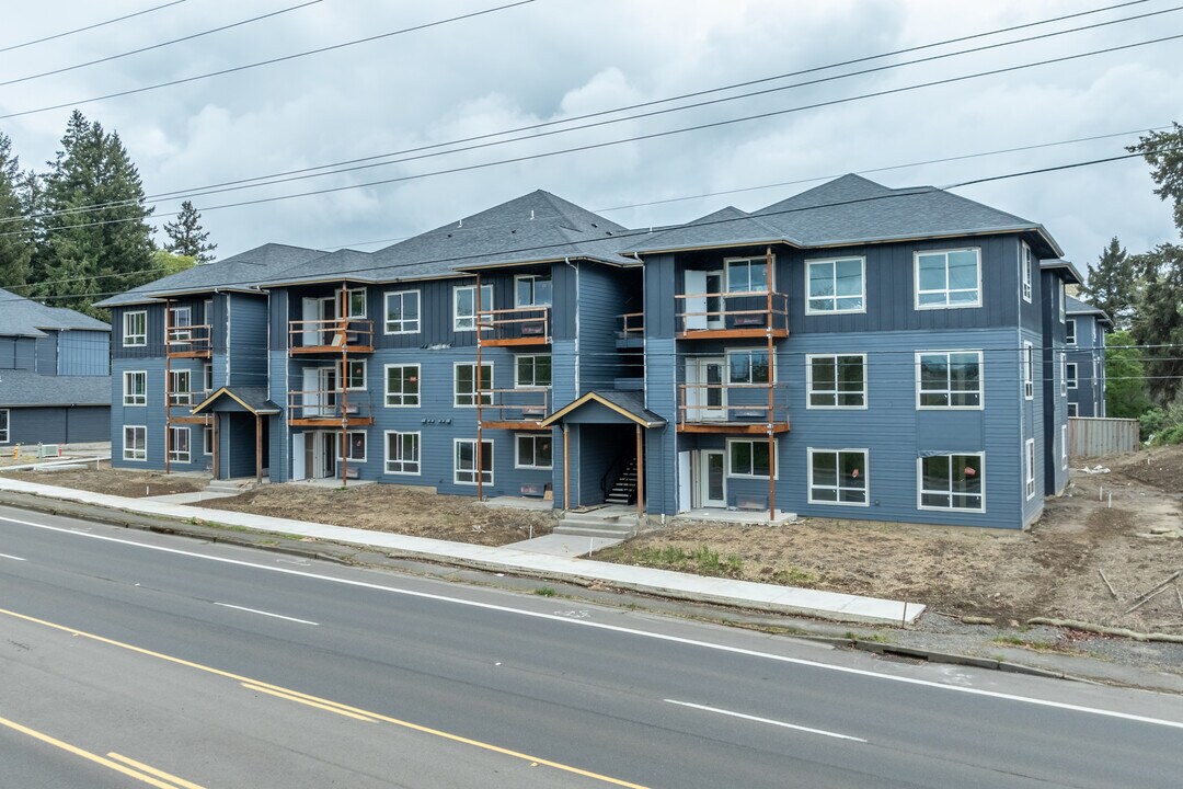 Creeks Edge in Keizer, OR - Foto de edificio