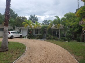 1602 Gray St S in Gulfport, FL - Building Photo - Building Photo