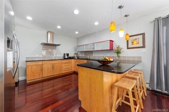355 1st St in Mineola, NY - Building Photo - Building Photo