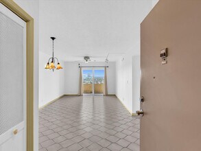 900 NE 18th Ave in Fort Lauderdale, FL - Building Photo - Building Photo