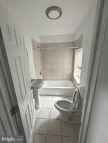 519 Mosher St in Baltimore, MD - Building Photo