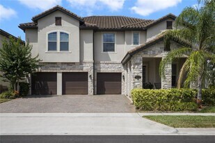 8414 Vivaro Isle Way in Windermere, FL - Building Photo