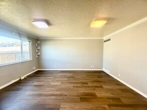 1334 Sudbury Ave in Sandy, UT - Building Photo - Building Photo