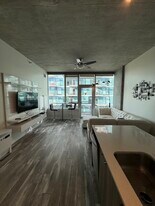 1345 S Wabash Ave in Chicago, IL - Building Photo