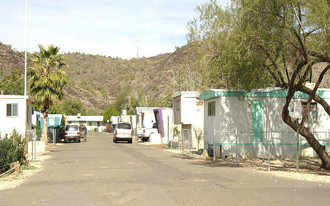 Desert Valley MHP - 88 Spaces Apartments