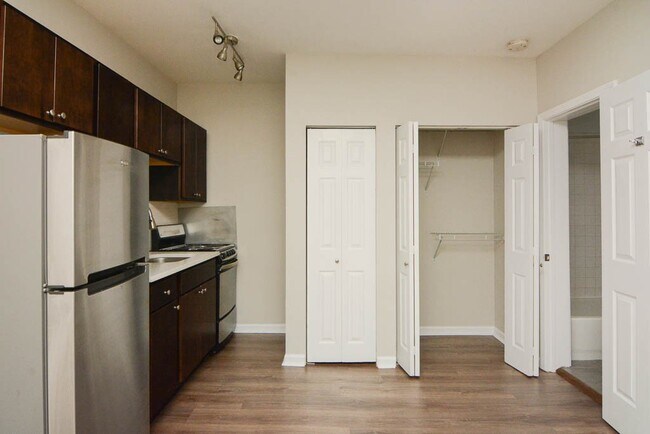 1627 N Humboldt Blvd in Chicago, IL - Building Photo - Building Photo