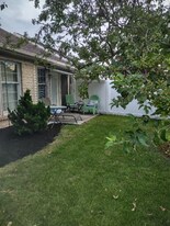 14 Sanibel Ln in Chambersburg, PA - Building Photo