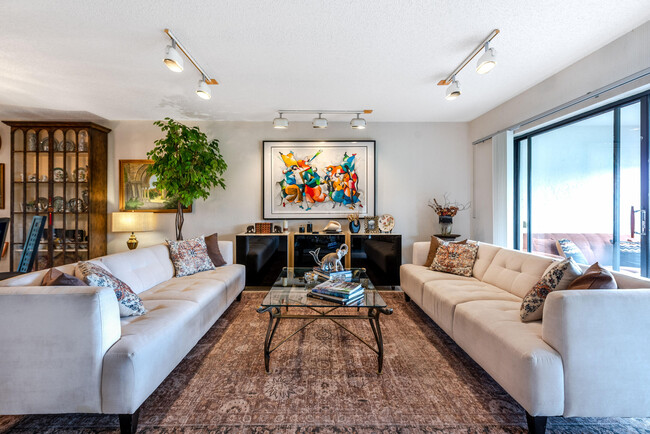 property at 6392 Aspen Glen Cir