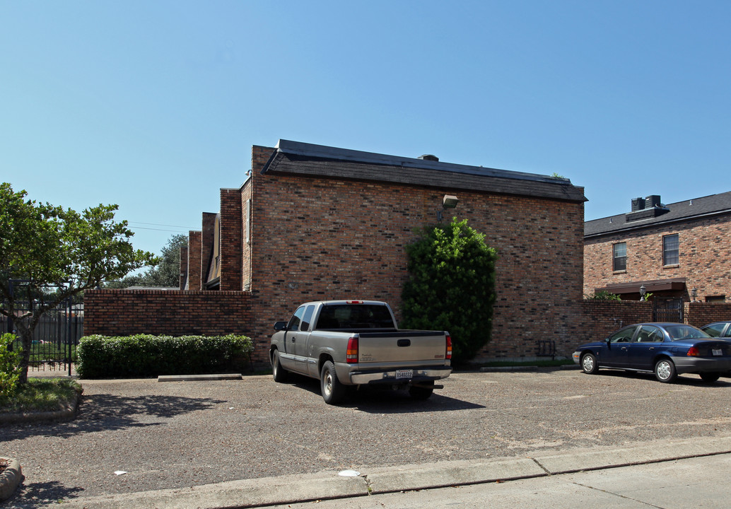 1932-1936 Faith Pl in Gretna, LA - Building Photo