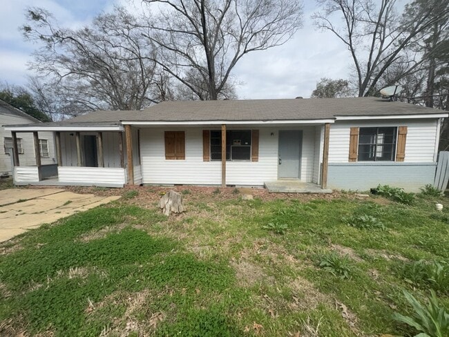 property at 320 Lawrence Rd