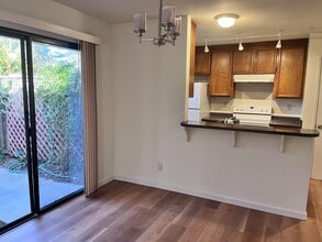 133 Torrey Pine Terrace in Santa Cruz, CA - Building Photo - Building Photo