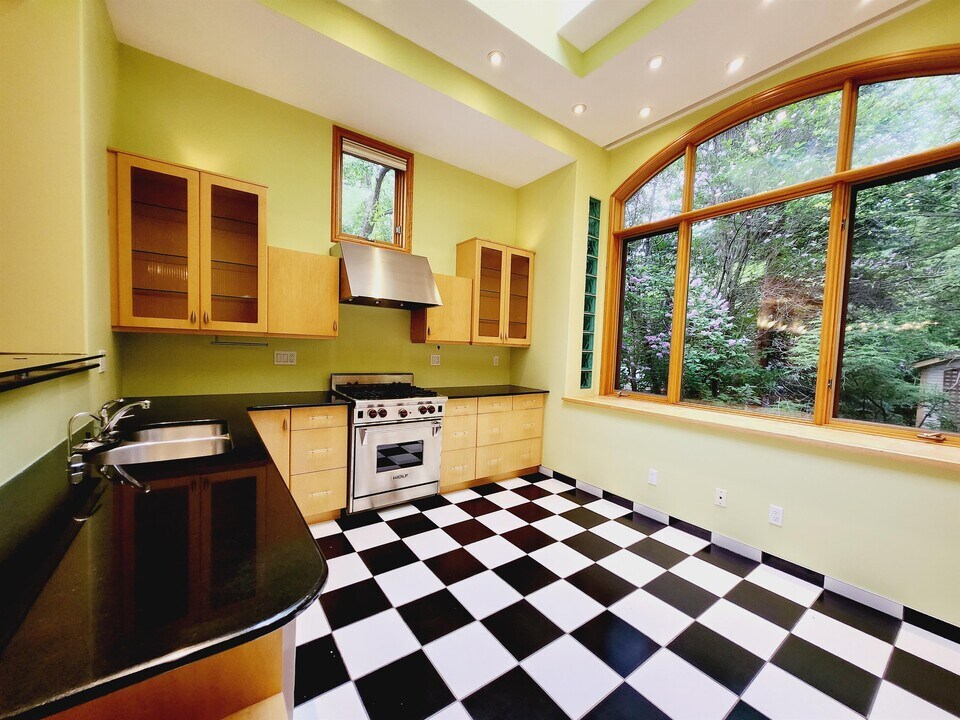 9737-9793 93 Ave NW in Edmonton, AB - Building Photo