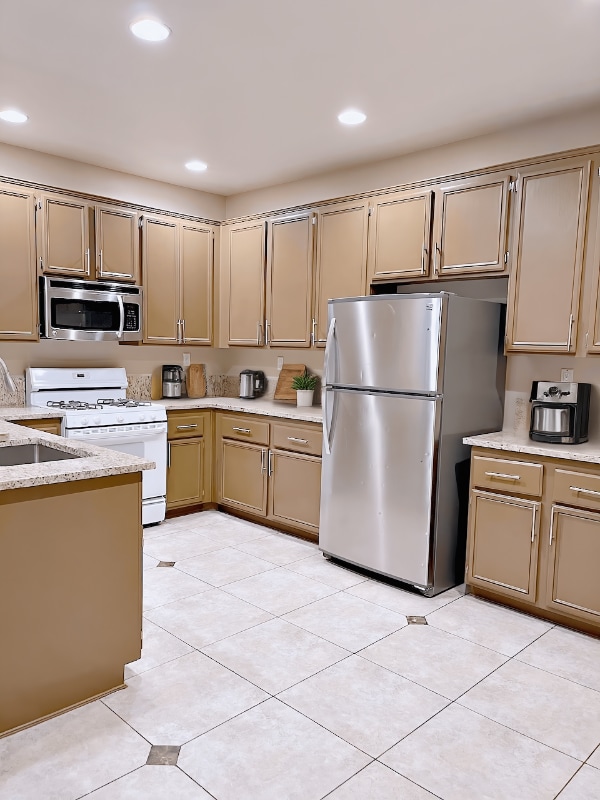 7640 Sierra Paseo Ln
