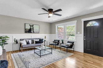 6305 Lucille Dr in North Charleston, SC - Building Photo - Building Photo