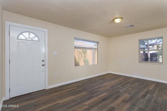 1646 E Indianola Ave in Phoenix, AZ - Building Photo - Building Photo