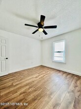 7537 Oakwood St in Jacksonville, FL - Building Photo - Building Photo