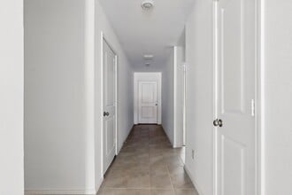 1364 Beach Dr in Azle, TX - Building Photo - Building Photo