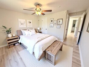 14106 White Heather Dr in Houston, TX - Building Photo - Building Photo