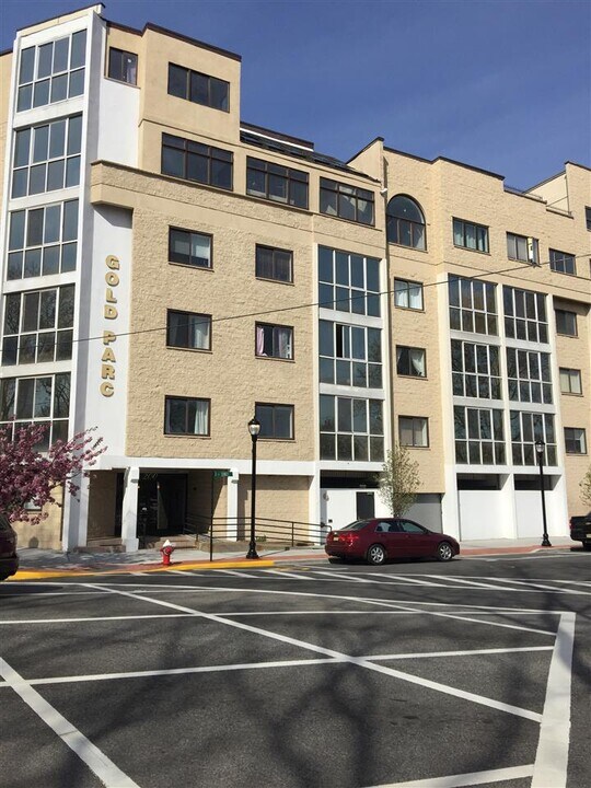 200 Paterson Plank Rd-Unit -204 in Union City, NJ - Building Photo