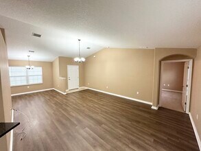 12 Robin Pl in Palm Coast, FL - Building Photo - Building Photo